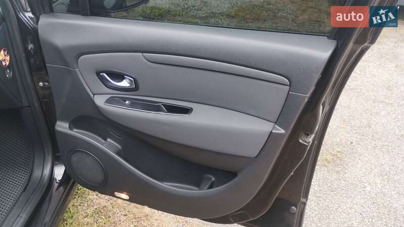 Renault Grand Scenic 2010