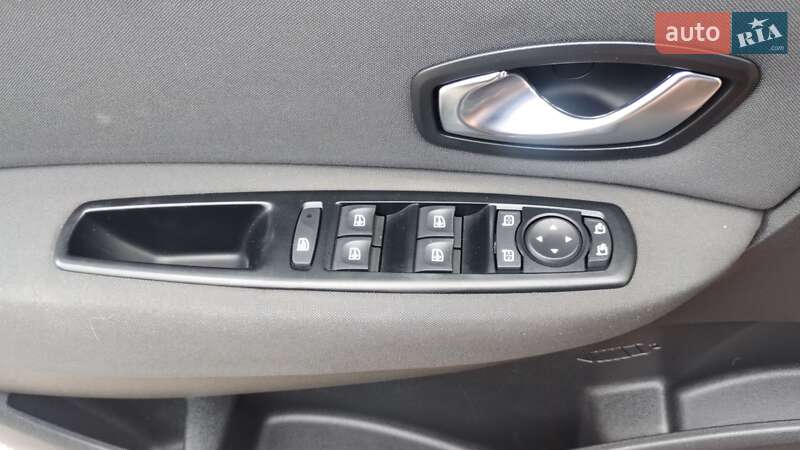 Renault Grand Scenic 2010