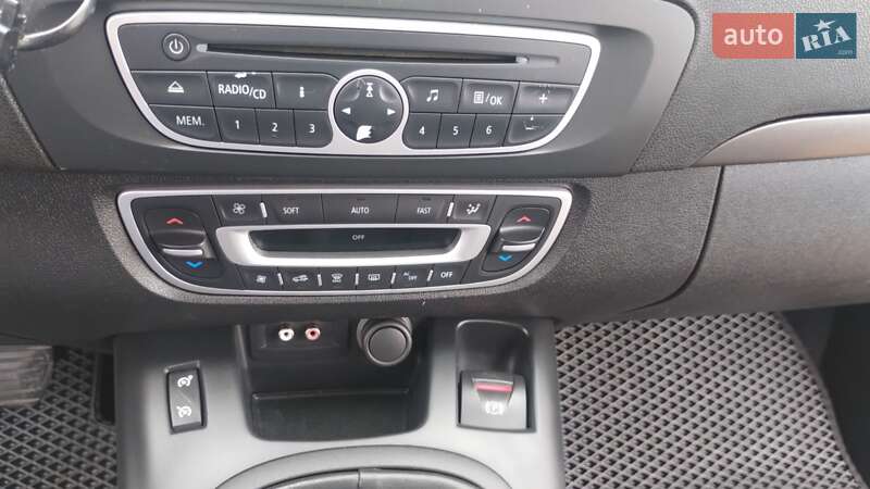 Renault Grand Scenic 2010