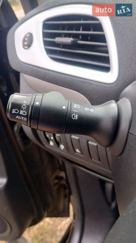 Renault Grand Scenic 2010