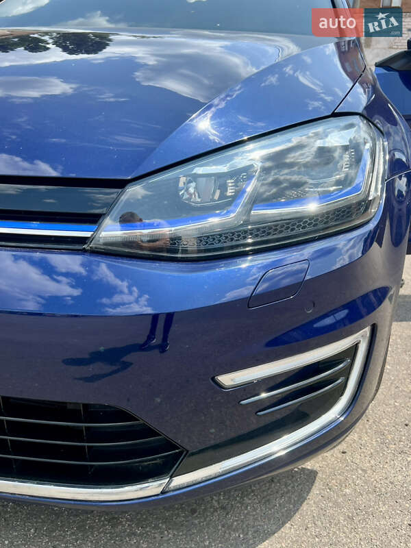 Volkswagen e-Golf 2020