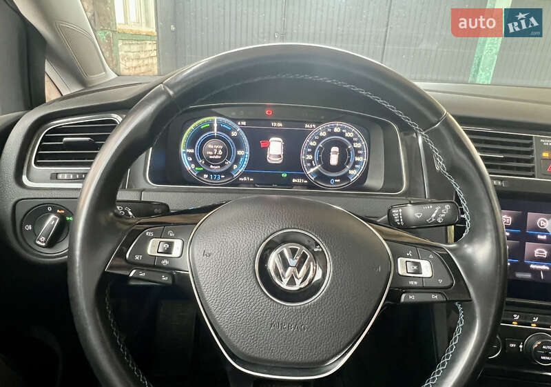 Volkswagen e-Golf 2020
