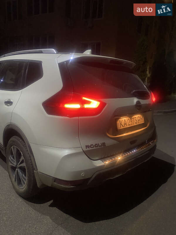 Nissan Rogue 2019