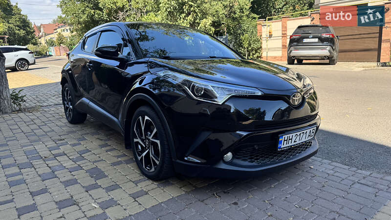 Toyota C-HR 2017