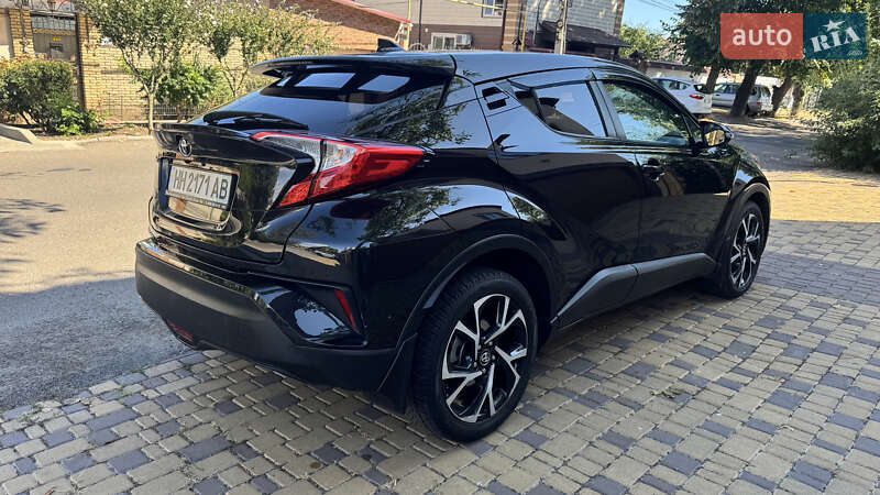 Toyota C-HR 2017