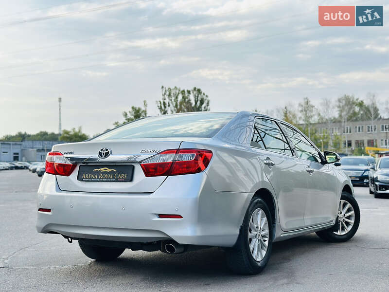 Toyota Camry 2012