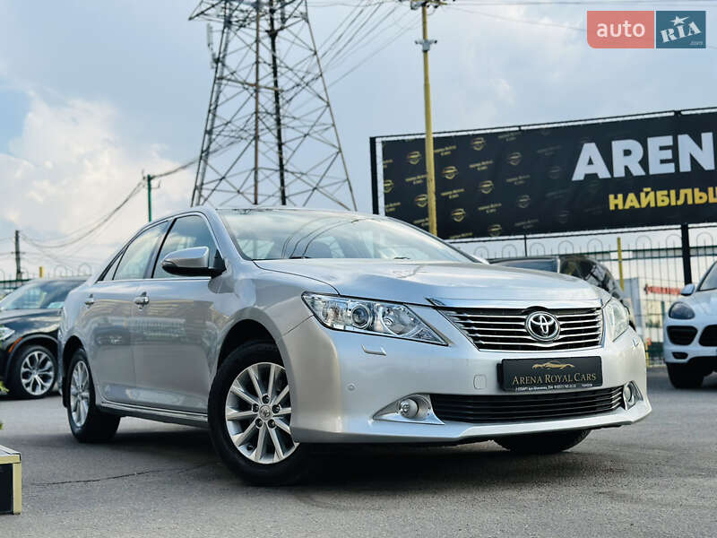 Toyota Camry 2012