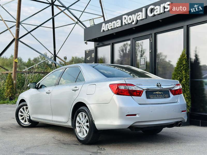 Toyota Camry 2012