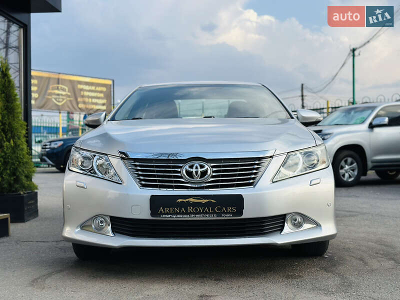 Toyota Camry 2012