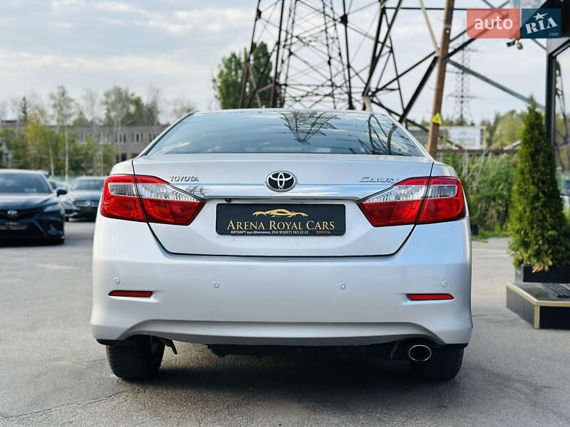 Toyota Camry 2012