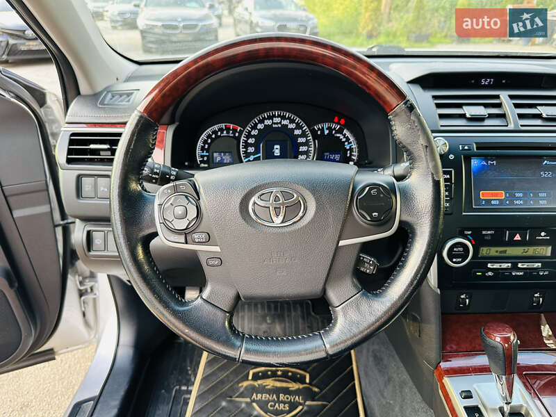 Toyota Camry 2012
