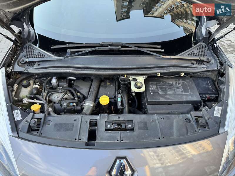 Renault Scenic 2012