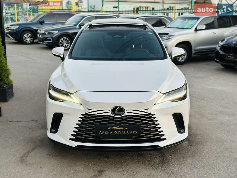 Lexus-11