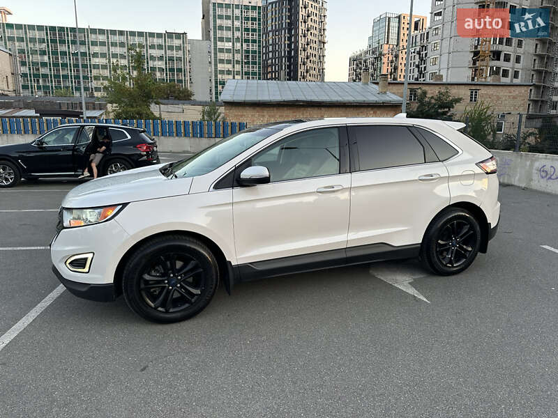 Ford Edge 2015