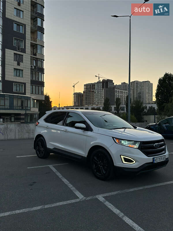 Ford Edge 2015