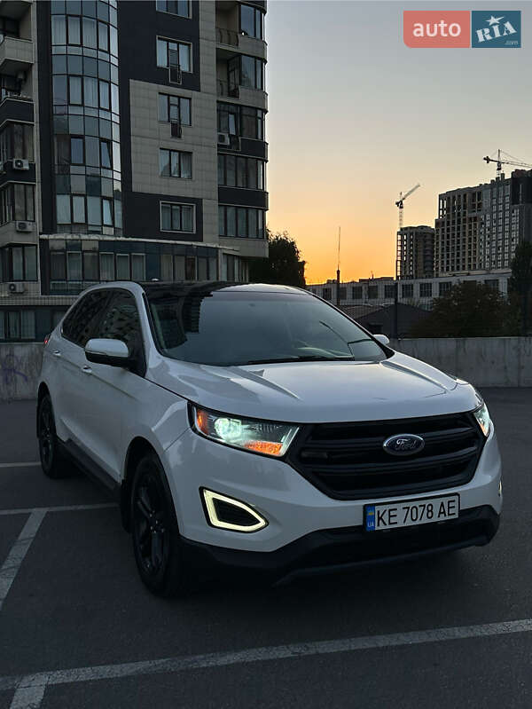 Ford Edge 2015