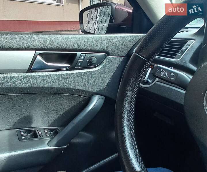 Volkswagen Passat 2013