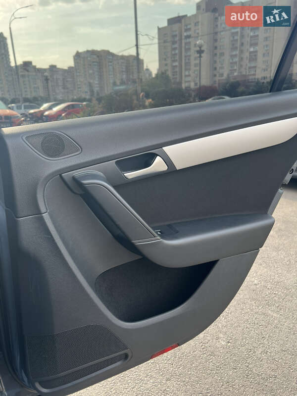 Volkswagen Passat 2011