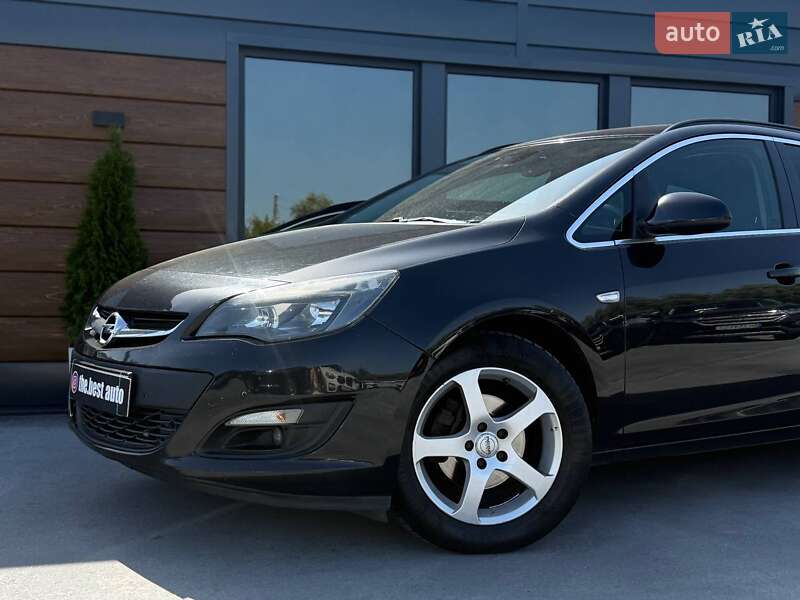 Opel Astra 2015