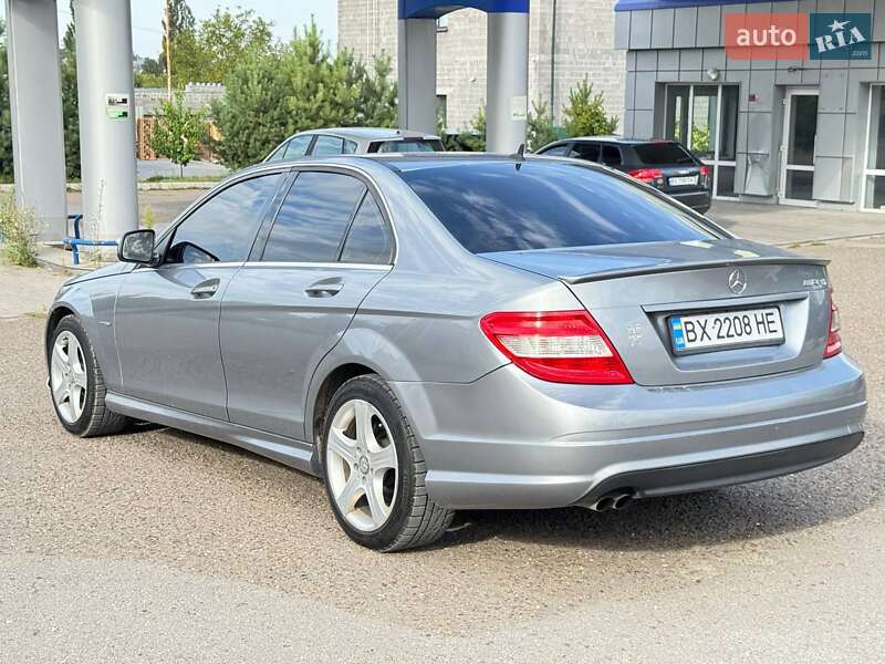 Mercedes-Benz C-Class 2008