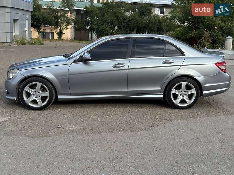 Mercedes-Benz C-Class 2008