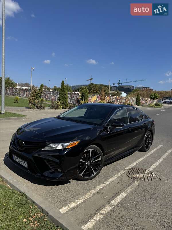 Toyota Camry 2018