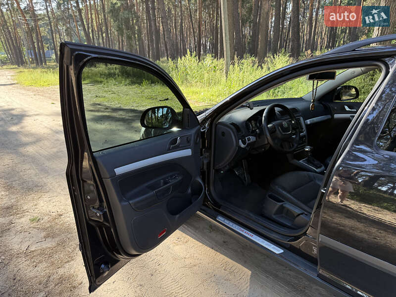 Skoda Octavia Scout 2011