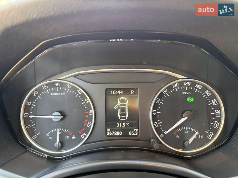 Skoda Octavia Scout 2011