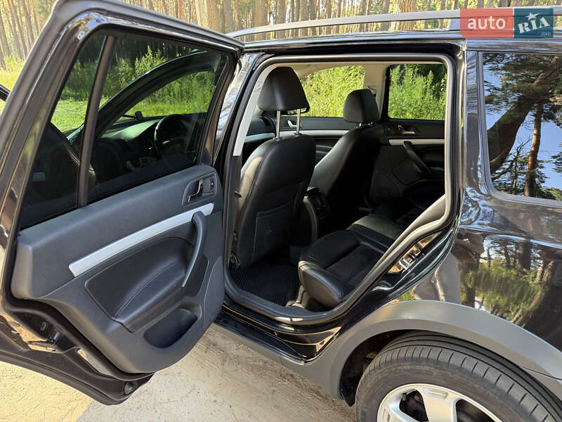 Skoda Octavia Scout 2011