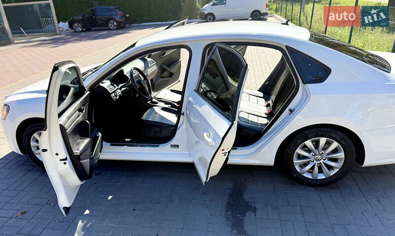 Volkswagen Passat 2012