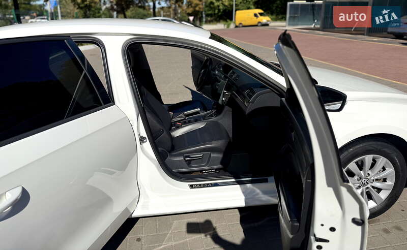 Volkswagen Passat 2012