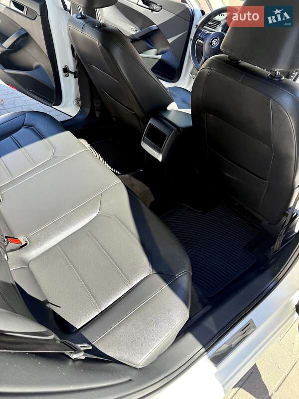 Volkswagen Passat 2012