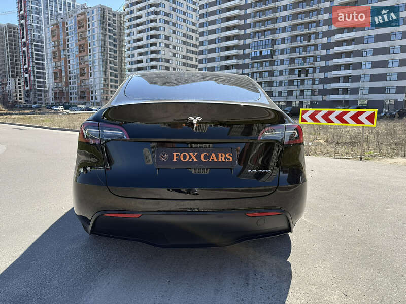 Tesla-0