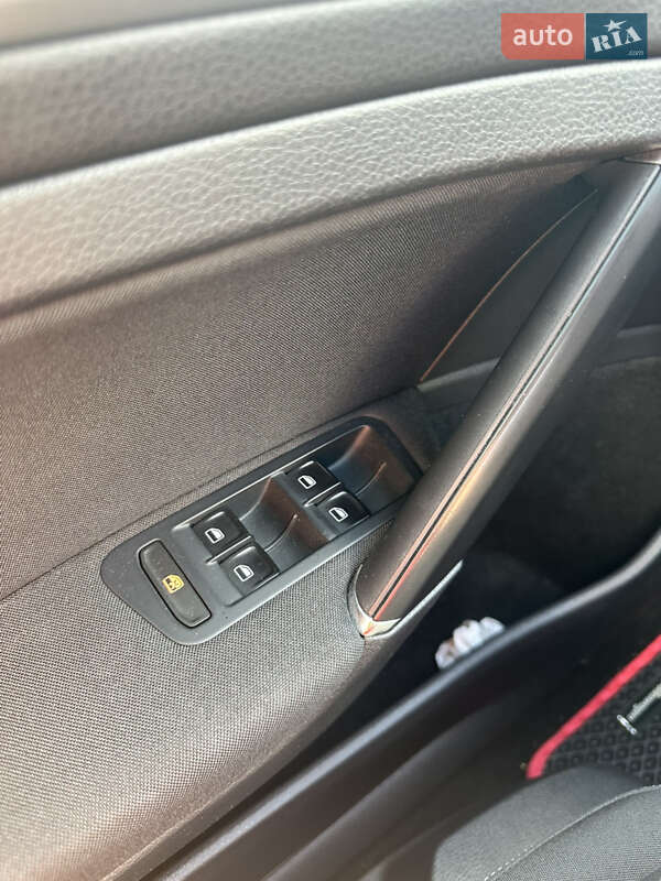 Volkswagen Golf 2013