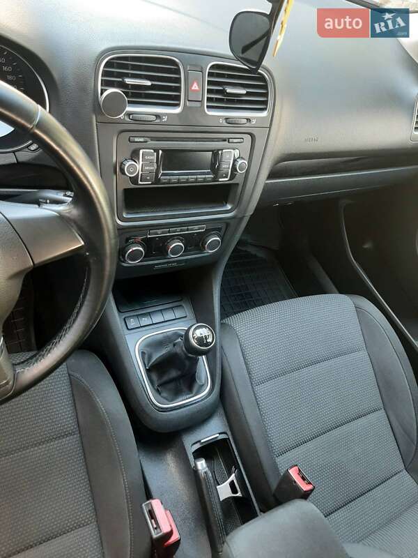 Volkswagen Golf 2011