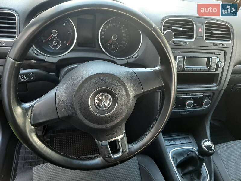 Volkswagen Golf 2011