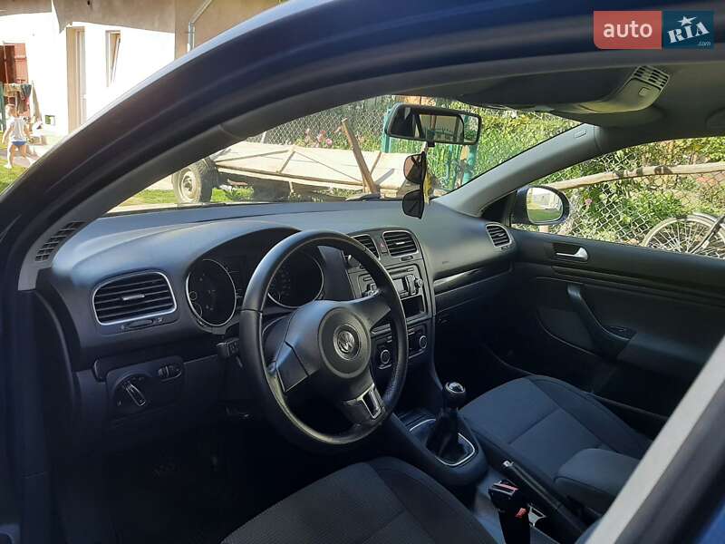 Volkswagen Golf 2011