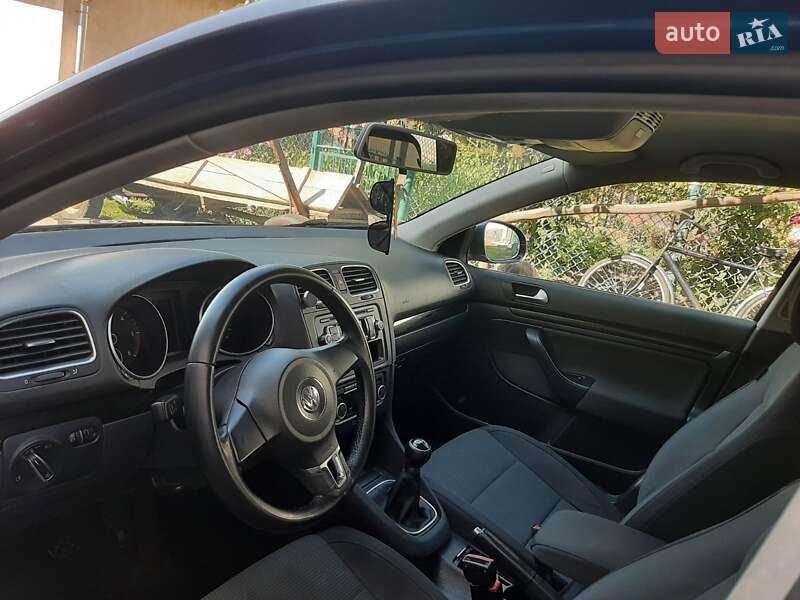 Volkswagen Golf 2011