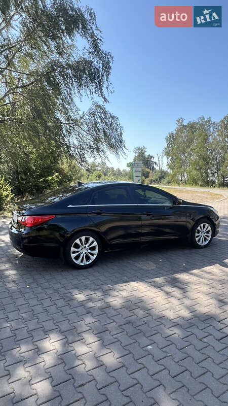 Hyundai Sonata 2012