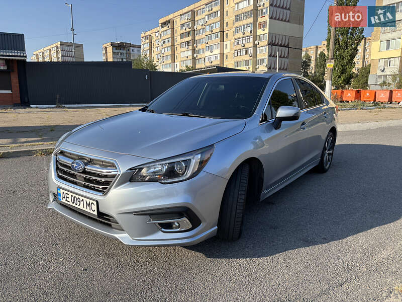 Subaru Legacy 2016