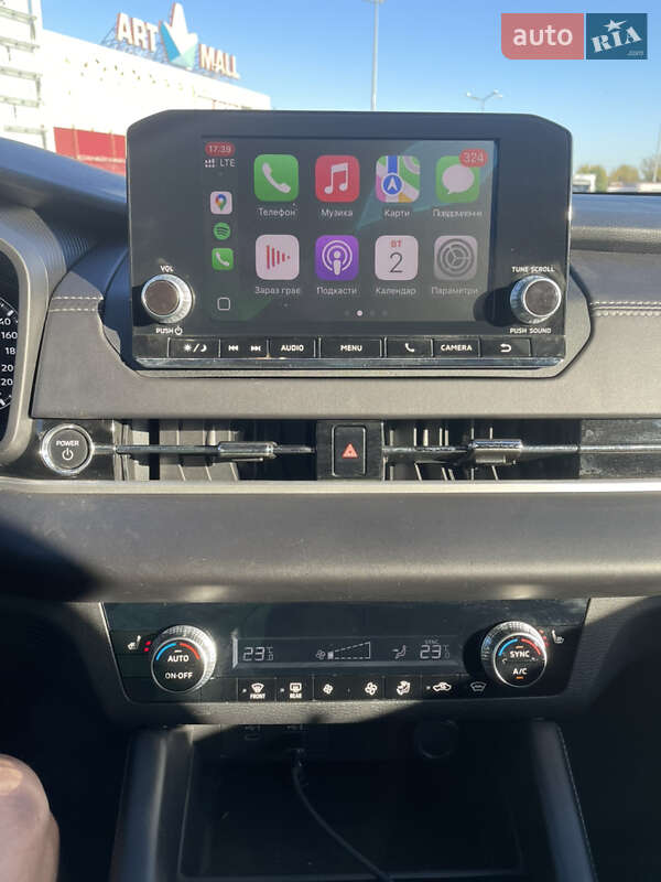 Mitsubishi Outlander 2023