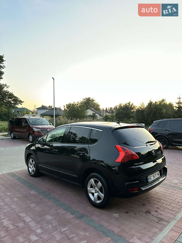 Peugeot 3008 2011