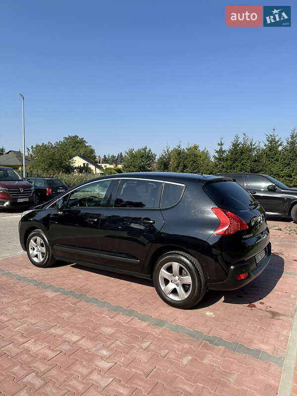 Peugeot 3008 2011