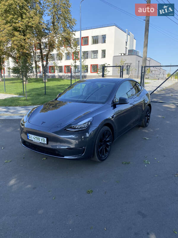Tesla-3