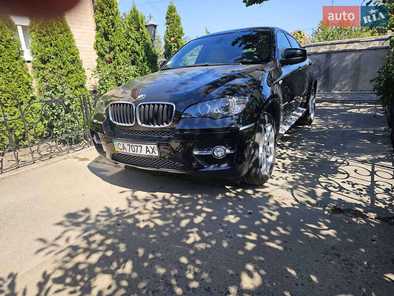 BMW X6 2011