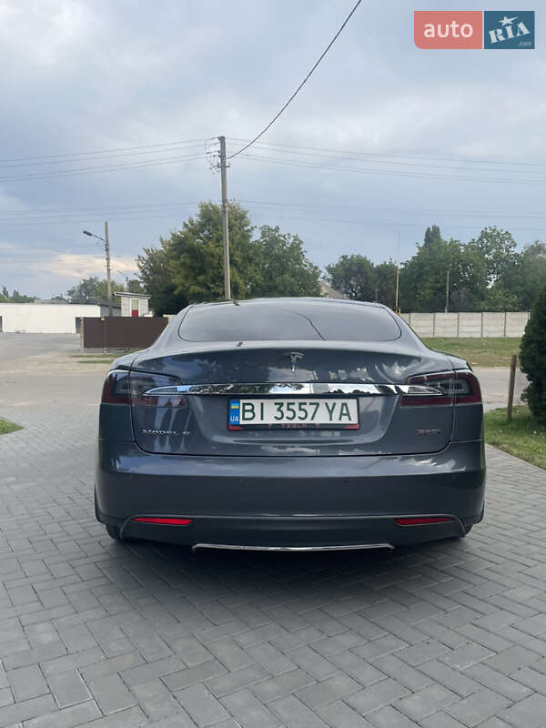 Tesla-4