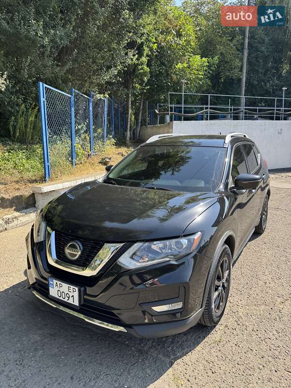Nissan-19