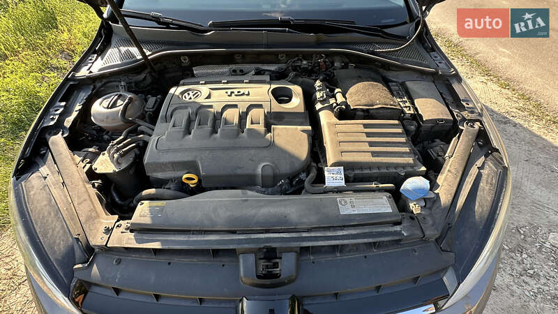 Volkswagen Golf 2016