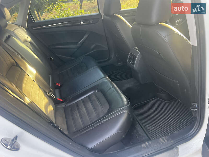 Volkswagen Passat 2013