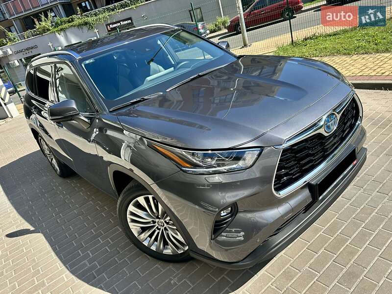 Toyota Highlander 2024